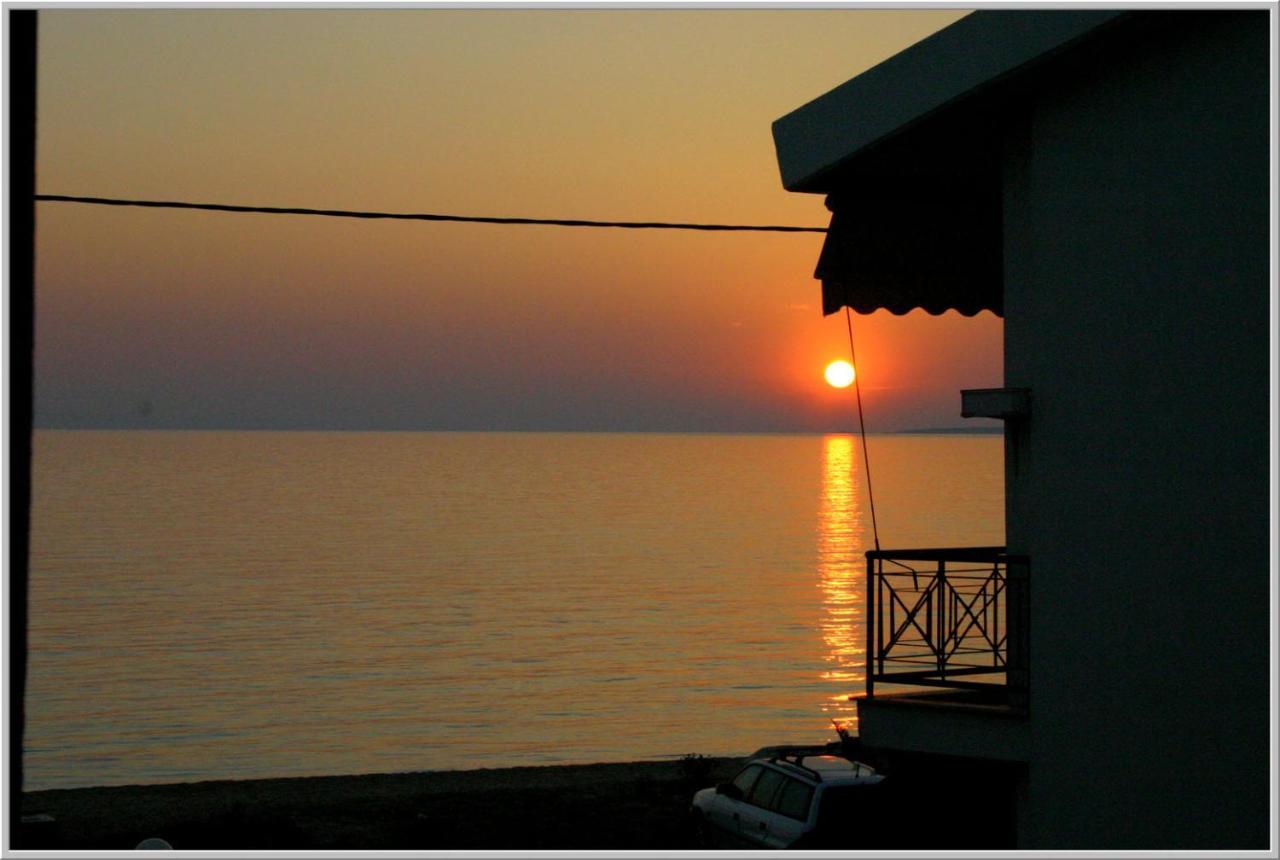 Just 20 Meters From The Beach Toroni Exterior foto